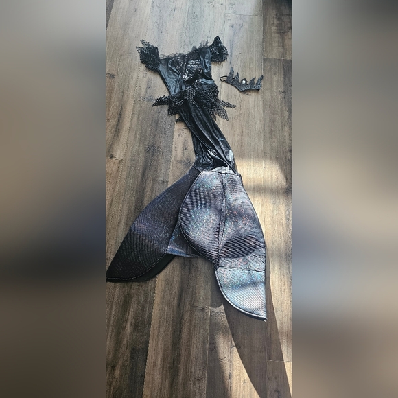 Leg Avenue Dark Water Siren Costume - Picture 7 of 12